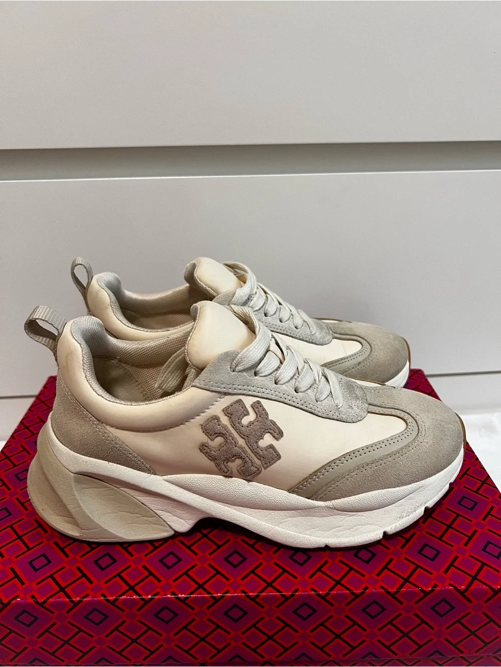 Tory Burch authentic tory